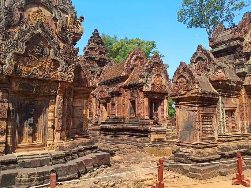 Private Trip to Banteay Srei, Rolous Group & Tonle Sap Lake - A one-day outline that actually makes sense in Siem Reap