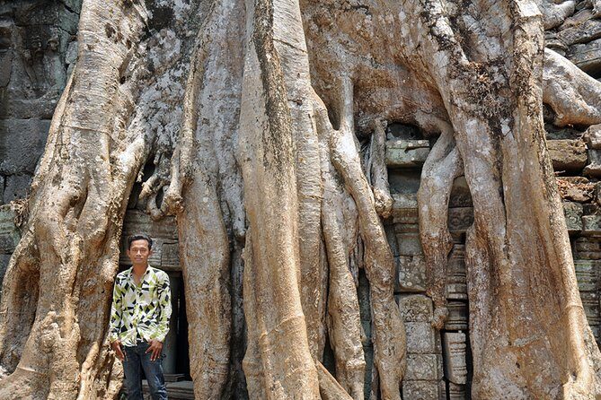 Private Tuk Tuk Tour to Angkor Wat and Small Circle with Two Extras - Wat Thmey Killing Fields: what to expect and how to handle it
