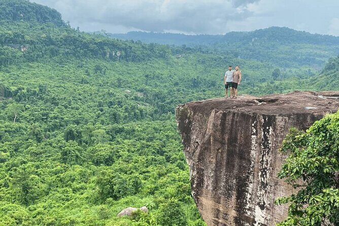 Private Vehicle - Kulen Waterfall and 1000 Lingas - Reclining Buddha Pagoda: Sacred Stone, Quiet Etiquette, and Good Views