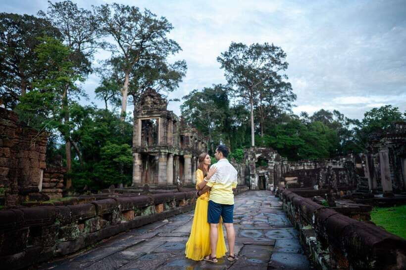 Professional Photoshoot in Angkor Archaeological Park - Who this Angkor photo session is best for