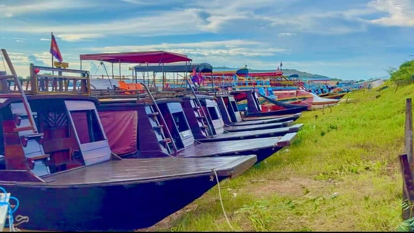 Scenic Boat Journey from Siem Reap to Battambang - Stops along the way: crafts, temples, and possible snack stops