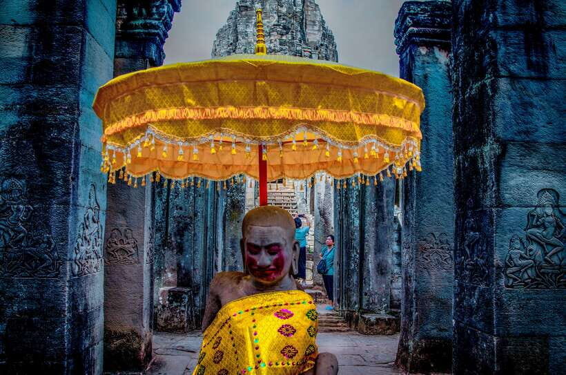 Seat-In-Coach: Small Circuit tour with Sunrise at Angkor Wat - Comfort and dress code: small choices, big difference at Angkor