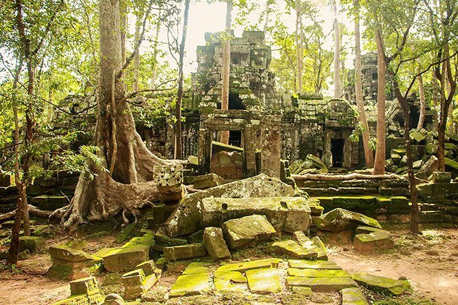 Secret Temples of Angkor - Guided Tour in Siem Reap - Angkor Thom wall walk: 3 km of moat-and-jungle views