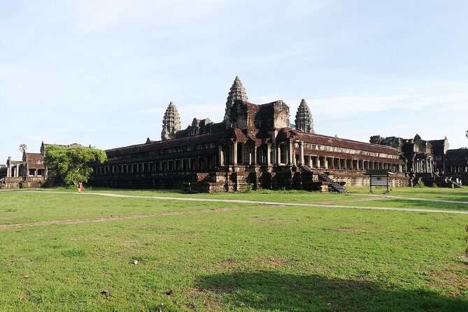 Shared Tour to Angkor Wat, Bayon and Ta Prohm Temples - A 5–7 hour Angkor hit: what you really pack in