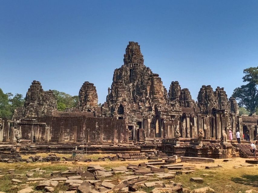 Sharing Trip to Angkor Temple with sunset - South Gate to Bayon: 216 faces and the story behind the stone