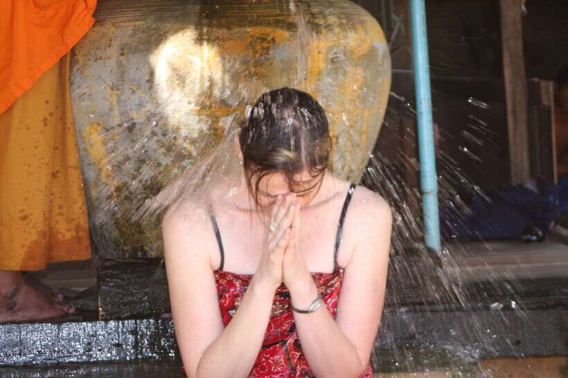 Siem Reap: 1-Hour Cambodian Buddhist Water Blessing - Should you book the Cambodian Buddhist water blessing?