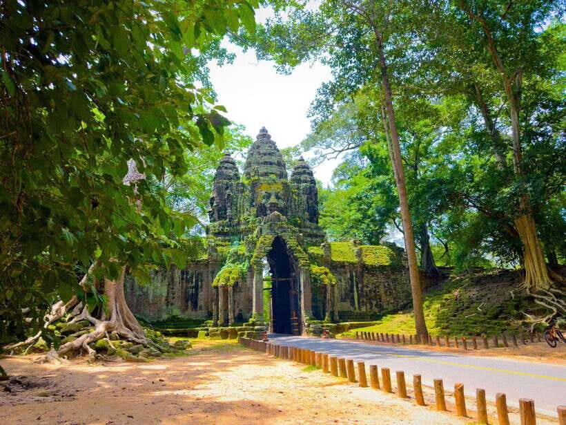 Siem Reap: 2-Days Angkor Wat with Sunrise Small-Group Tour - Why this 2-day Angkor plan works in Siem Reap