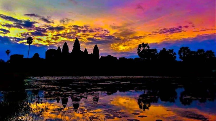 Siem Reap: 2-Days Angkor Wat with Sunrise Small-Group Tour - Pre Rup, Neak Pean, and Preah Khan: what each stop adds to your picture