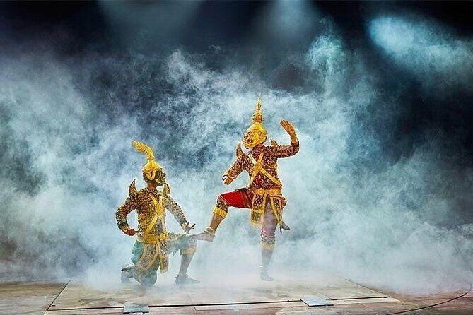 Siem Reap: Amazing Apsara Dance Show with Dinner &Hotel Transfers - What you’ll notice right away