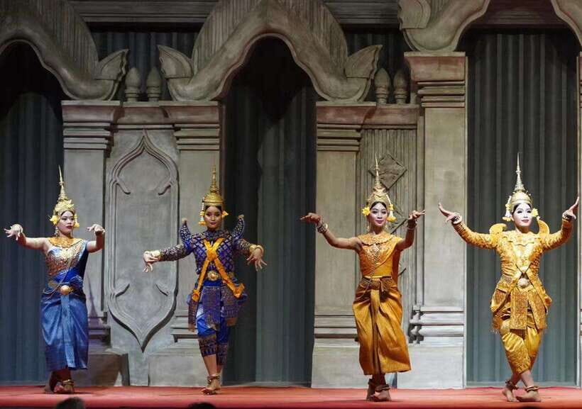 Siem Reap: Amazon Angkor Buffet Traditional Fairy Dance Show - Buffet Spread: Khmer Classics Plus Japanese, Chinese, European Favorites
