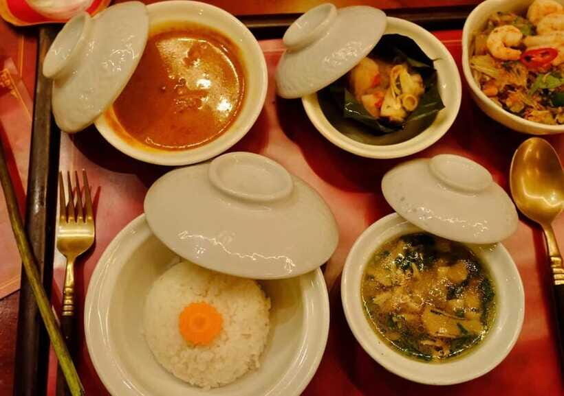Siem Reap: Amazon Angkor Buffet Traditional Fairy Dance Show - Practical Tips for Best Viewing and a Smoother Meal