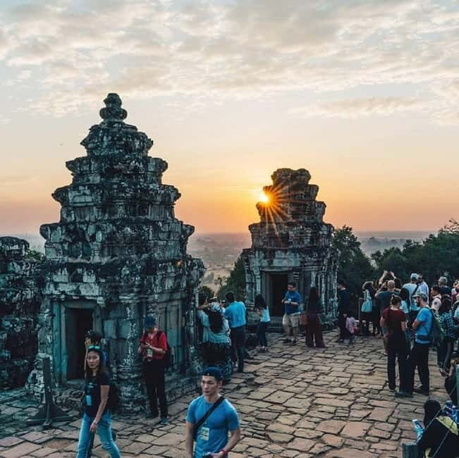 Siem Reap: Angkor 1-Day Private Tour with Sunset or Sunrise - Key things that make this tour worth your time