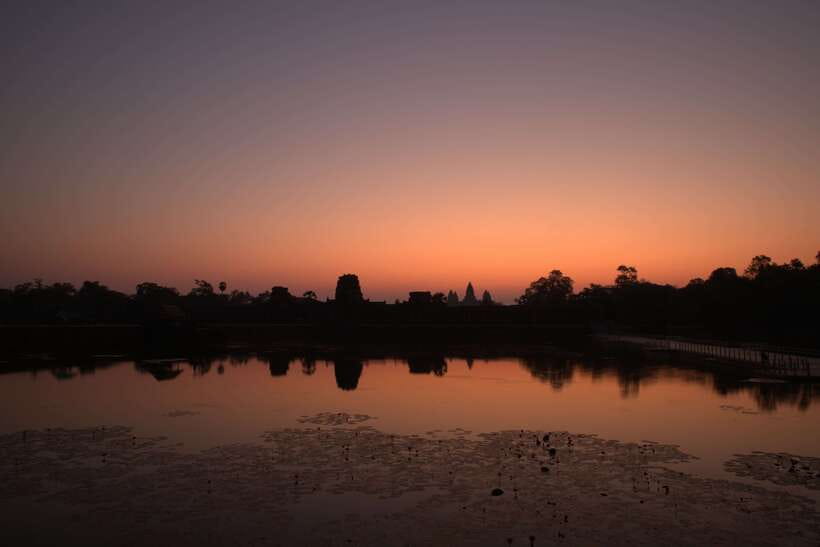 Siem Reap: Angkor Sunrise 1- or 2-Day Guided Temples Tour - Should you book the Angkor Sunrise 1- or 2-Day Guided Temples Tour?