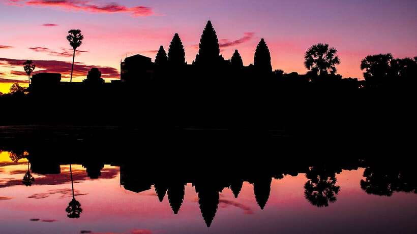 Siem Reap: Angkor Sunrise 1- or 2-Day Guided Temples Tour - Price and value: what you pay for vs. what you must add