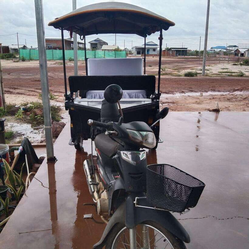 Siem Reap: Angkor Temples Tour by a Private Tuk Tuk - Comfort, driver quality, and small perks that matter
