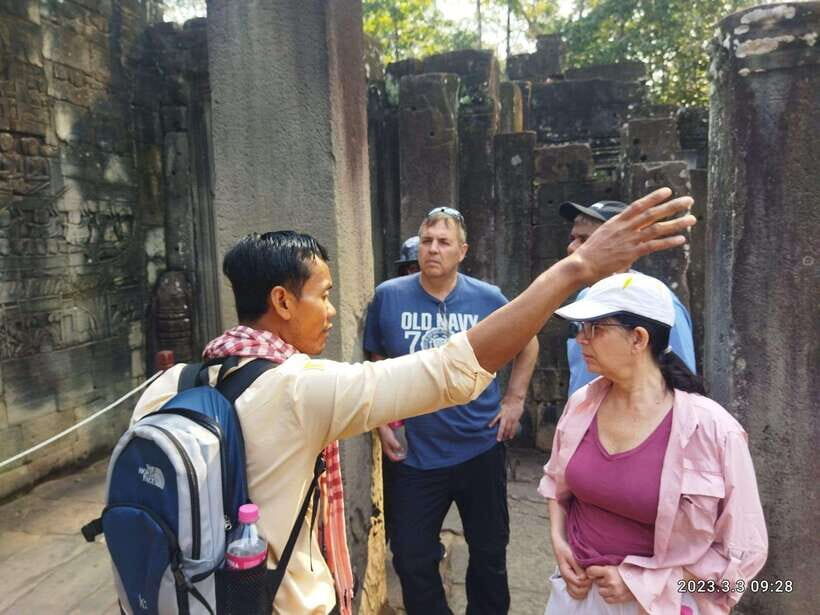 Siem Reap: Angkor Wat 2day Big and Small Circuit Guided Tour - Day 2 sunrise: Angkor Wat when the light does the talking