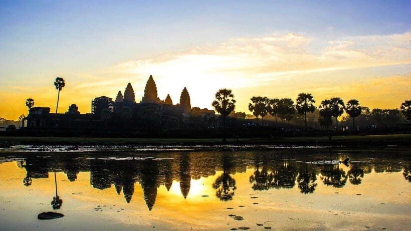 Siem Reap: Angkor Wat, Bayon & Ta Prohm Guided Tour - Timing, crowds, and how to pace your own attention