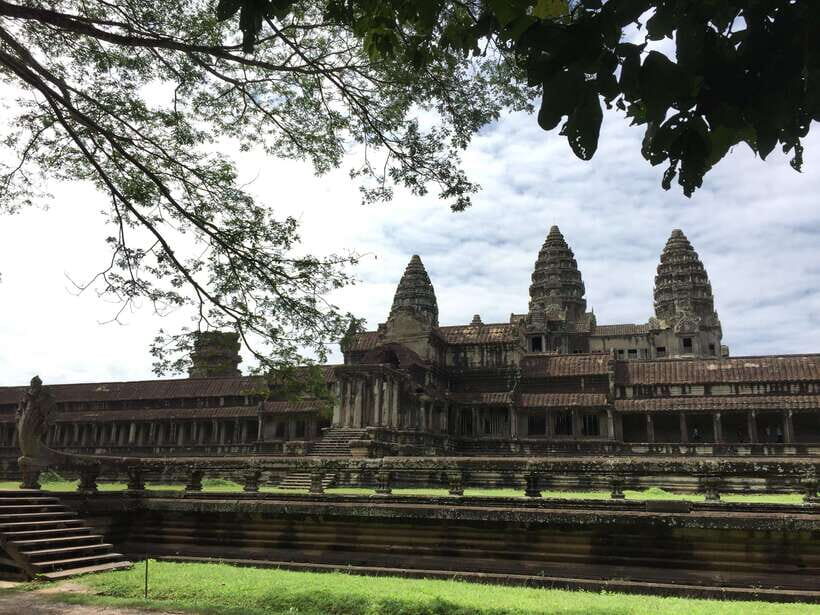Siem Reap: Angkor Wat Half-Day Trip with Local Guide - Private, 4-Hour Timing That Lets You Avoid the Worst Crowds