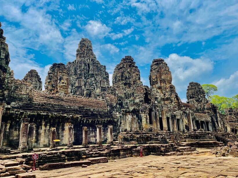 Siem Reap: Angkor Wat Private full Day Tour - Angkor Thom: choosing the right gate and getting oriented fast