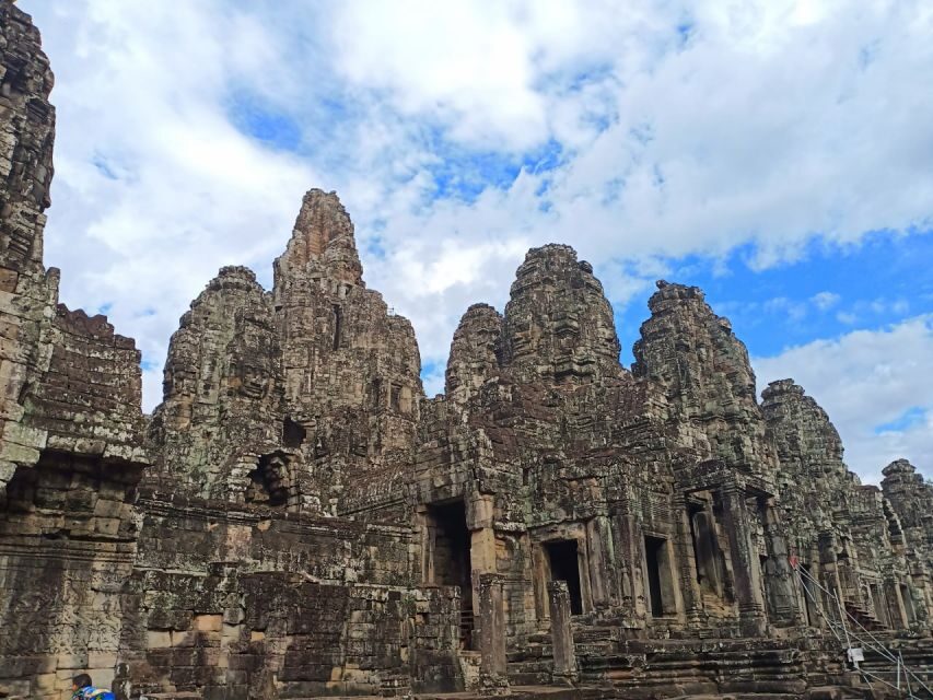 Siem Reap: Angkor Wat Private Tour by Tuk Tuk - Thommanon and Chau Say Tevoda: Hindu temples with names that hint at belief shifts