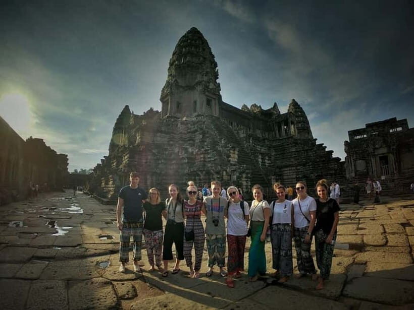 Siem Reap: Angkor Wat Private Tour with Sunrise - Day 2: Grand Circuit temples plus Banteay Srei by afternoon