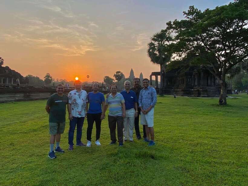 Siem Reap: Angkor Wat: Small-Group Sunrise or Sunset Tour - Key things to know before you go