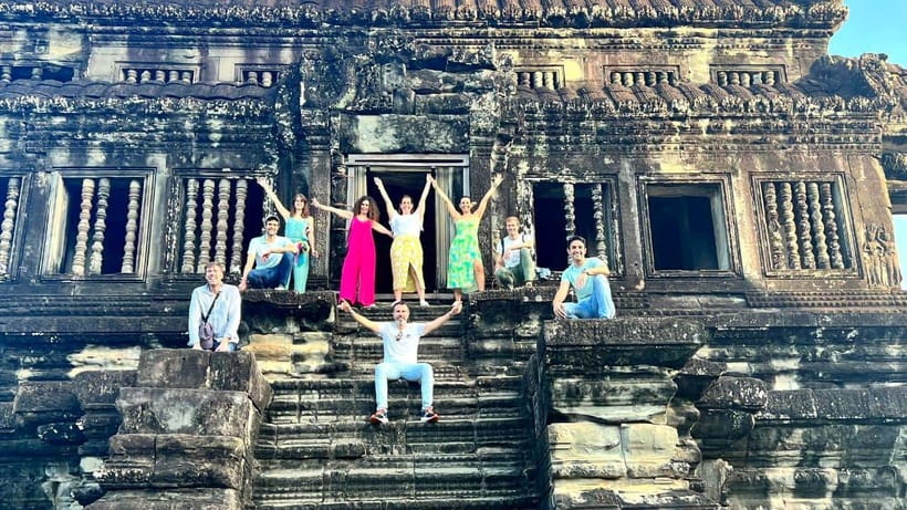 Siem Reap: Angkor Wat: Small-Group Sunrise Tour - Angkor Thom and Bayon: 200+ Faces to Close the Loop