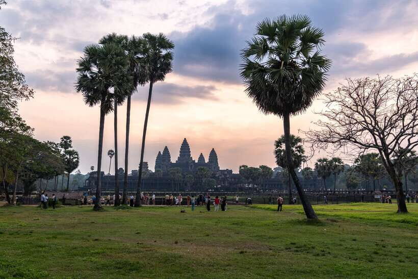 Siem Reap: Angkor Wat Sunrise Bike Tour & Jungle Breakfast - Should you book this Angkor Wat Sunrise Bike Tour?