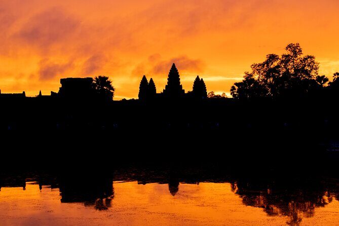 Siem Reap: Angkor Wat Sunrise & Explore Angkor Temples With Guide - The 4:50am Start, Tuk-Tuk Ride, and Comfort Tips That Matter