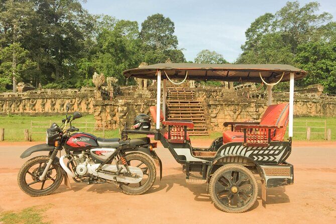 Siem Reap: Angkor Wat Sunrise & Explore Angkor Temples With Guide - Srah Srang Reservoir: Breakfast Break With a View