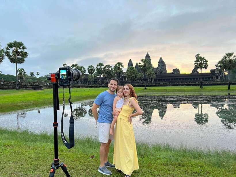 Siem Reap: Angkor Wat Sunrise Tour via Tuk Tuk & Breakfast - Ta Prohm and Ta Nei: the jungle-temple mood you came for