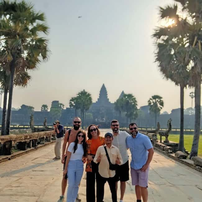 Siem Reap: Angkor Wat Sunrise Tour with Spanish Guide - The 2-Day Option: Grand Circuit Plus Banteay Srei for a Less-Rushed Second Act