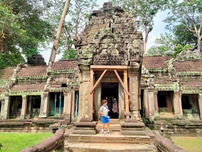 Siem Reap: Angkor Wat Tour Explore The Most Iconic Temples - Sunrise at Angkor Wat: reflections, quiet, and photo leverage