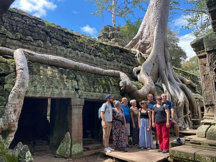 Siem Reap: Angkor Wat Tour with French-Speaking Guide - French-Speaking Guidance That Makes Angkor Click