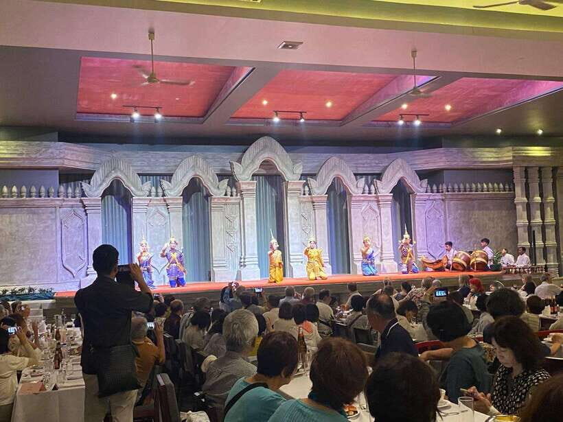 Siem Reap: Apsara Dance Show & Dinner with Tuk-Tuk Transfers - Price and value: what $29 buys you in Siem Reap