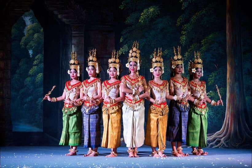 Siem Reap: Apsara Dance Show with Buffet Dinner & Tuk-Tuk... - Who this is best for (and who should think twice)