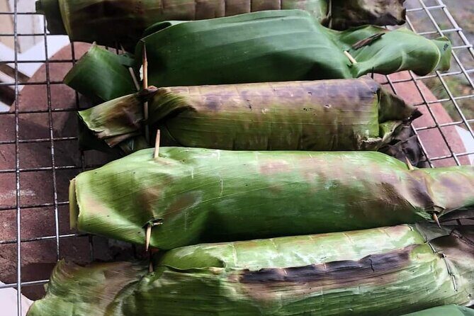 Siem Reap Authentic Breakfast and Market Tour - Phsar Leu Thom Thmey Dessert Tour: Sticky Rice Bananas and Sugar-Glazed Donuts