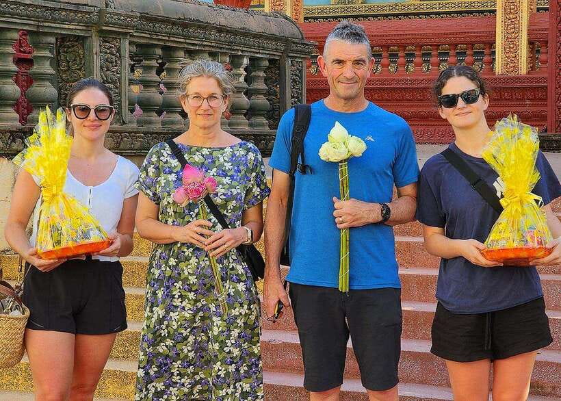 Siem Reap Cambodian Buddhist Water Blessing and Local Market - Why Wat Arang’s Water Blessing Feels Personal in Siem Reap
