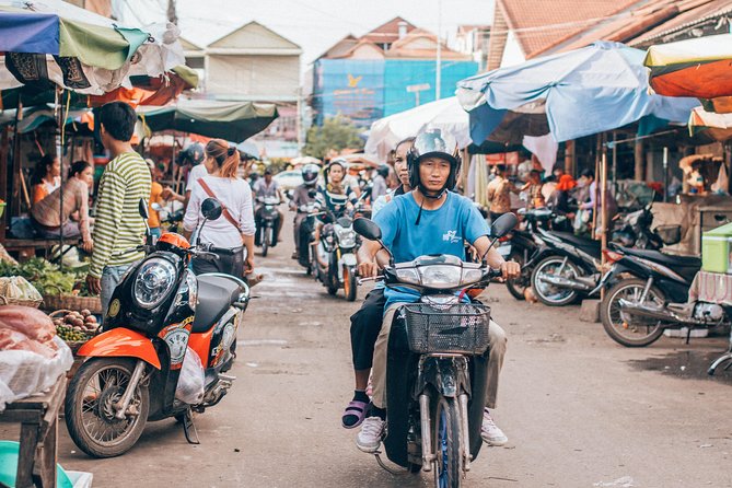 Siem Reap City Hidden Gems (Private Guided Tour) - Wat Preah Prom Rath: monastery learning with context