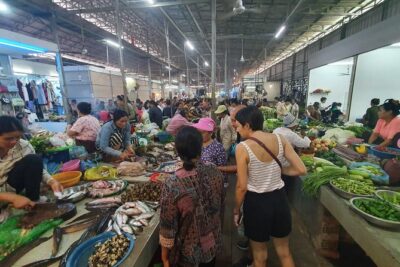 Siem Reap City Hidden Gems (Private Guided Tour) - Psar Chaa Old Market: the “how people live” stop