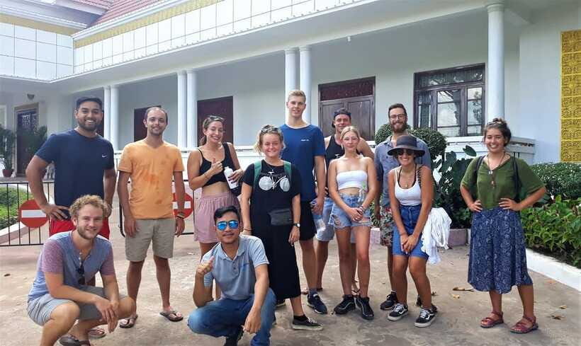 Siem Reap: City Walking Tour - Kandal Village lanes: boutique stops without the mall vibe