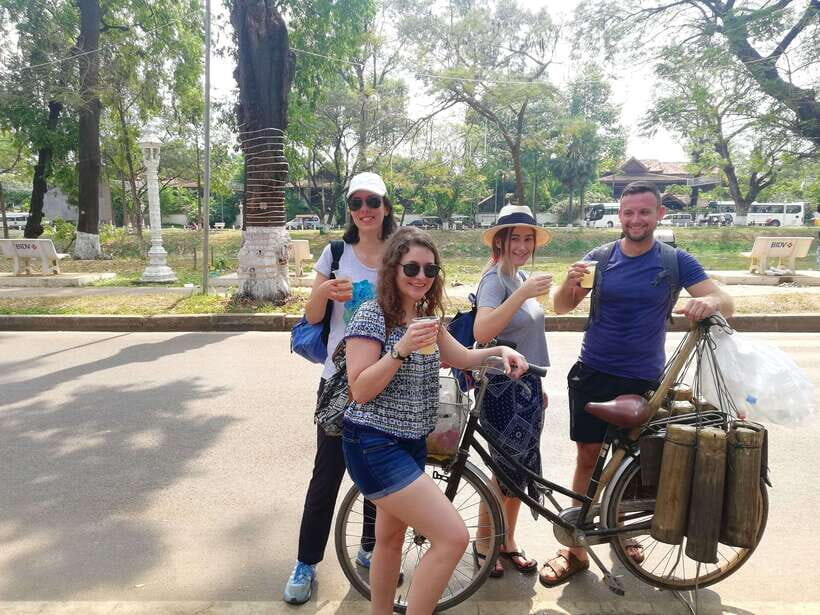 Siem Reap City Walking Tour - Stop 1: Royal Residence and gardens—more than a photo stop