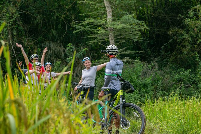 Siem Reap Countryside Bike Tour / E-Bike or Tuk Tuk - Hotel pickup at 7:20 and how the half-day really flows