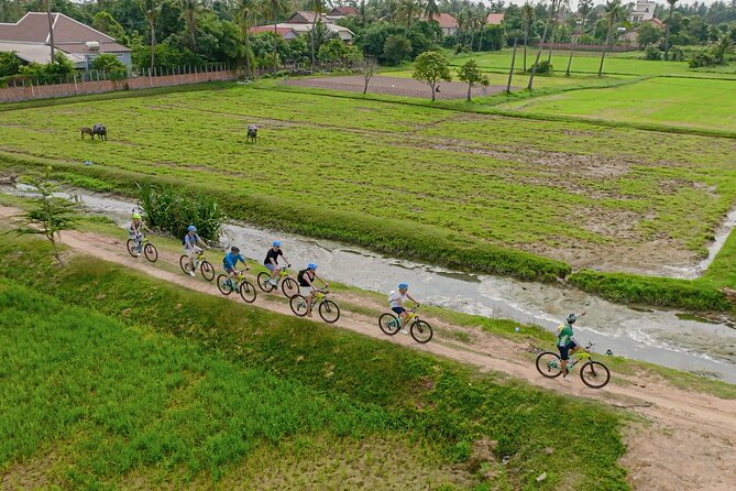 Siem Reap Countryside Bike Tour / E-Bike or Tuk Tuk - Getting your bike fit: helmets, e-bikes, and the humidity reality
