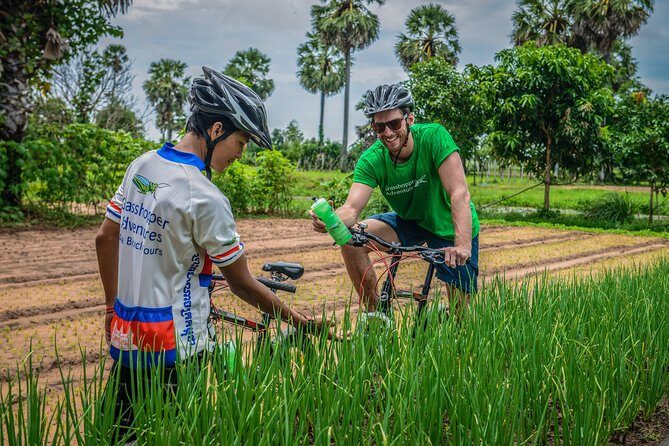 Siem Reap Countryside Guided Tour by Bike and E-Bike Private Tour - Bike choice and comfort: mountain bikes, e-bike limits, and bumpy reality