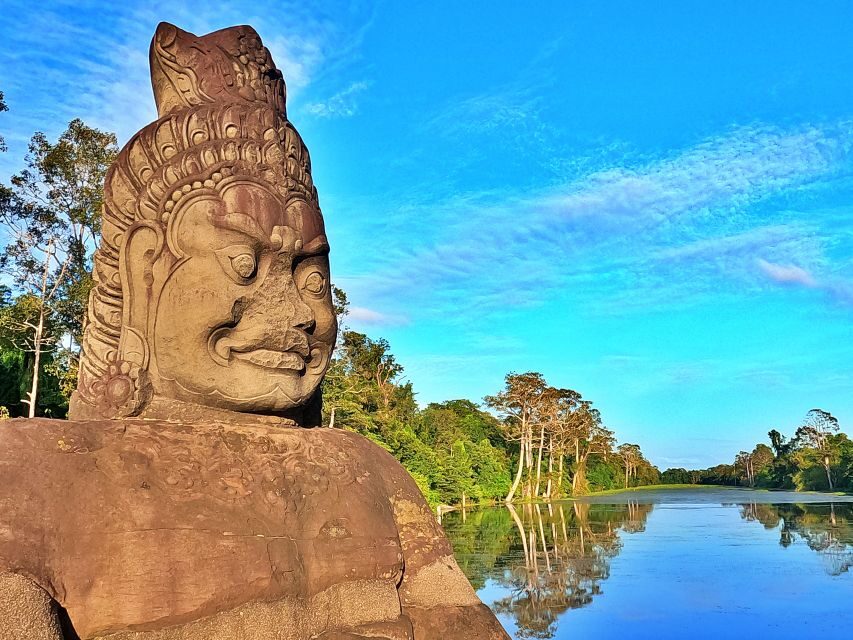 Siem Reap - Discover Angkor Wat by Jeep - Angkor Wat: more than one viewpoint and enough time to breathe