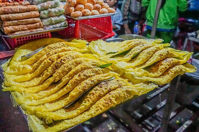Siem Reap Evening Food Tour - Inclusive 5 stops Local Tastings - What Makes the Guides the Real Selling Point