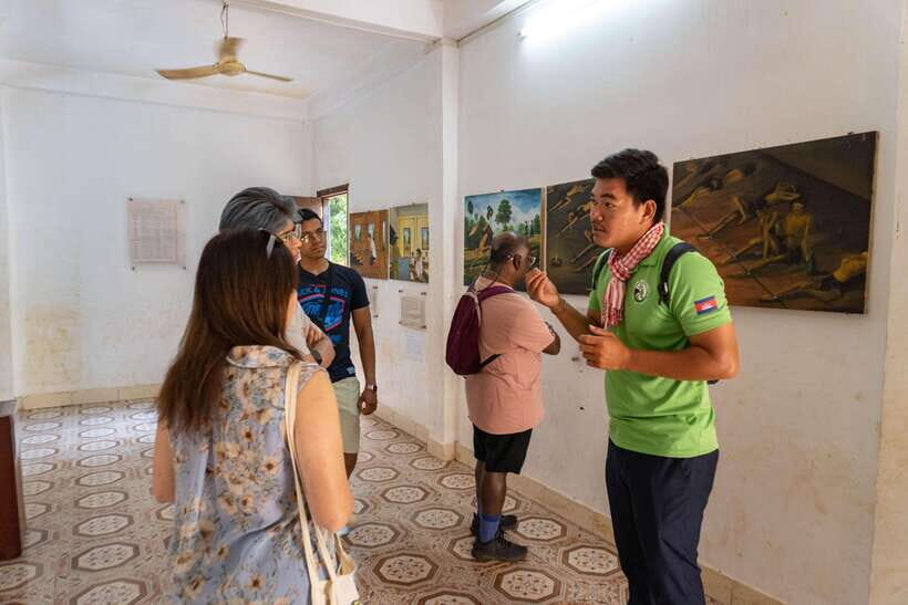 Siem Reap Evening Food Tour - On Promotion Price limit Offer - A 4.5-hour Siem Reap evening that turns streets into a tasting menu