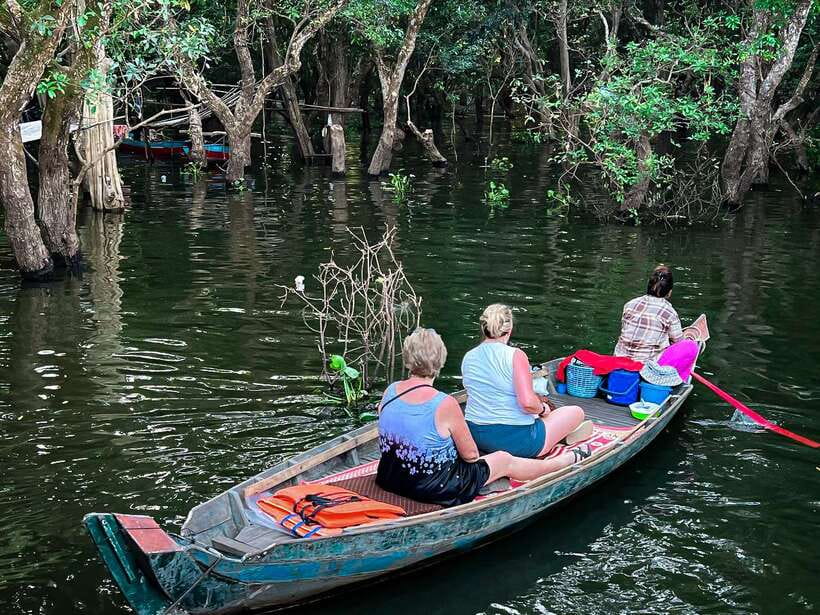 Siem Reap Floating Village Kampong Phluk Sunset with Boat - Walking among stilt homes and Khmer daily life