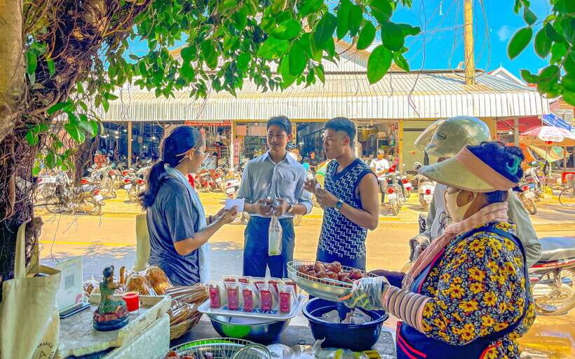 Siem Reap: FREE Market & Local Temple Tour - Cool Breaks That Make the Tour Work in Siem Reap Heat